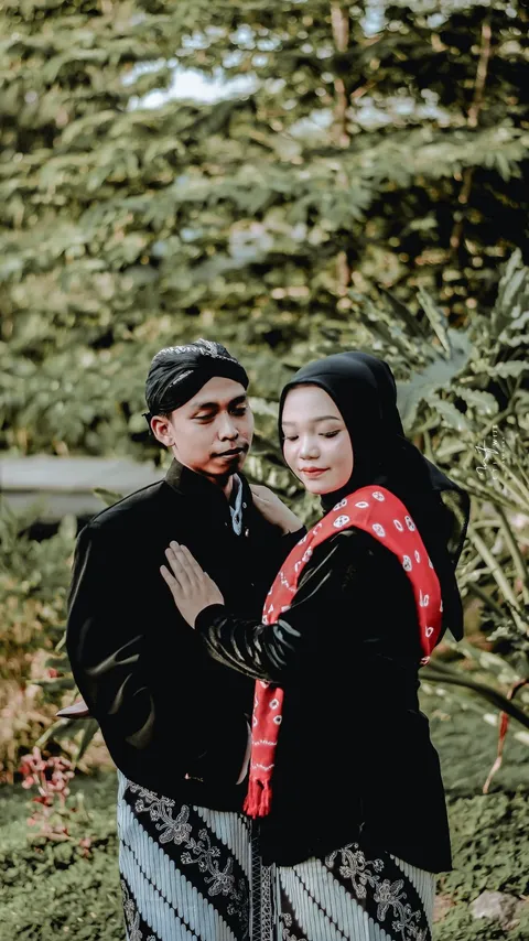 Foto sampul undangan Heri & Nurma