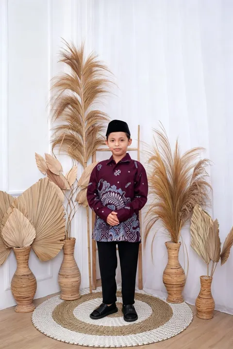 Foto sampul undangan Khitan Faza