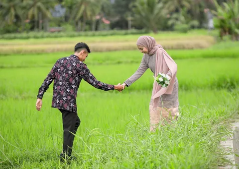 Foto sampul undangan Suci & Ikhwal