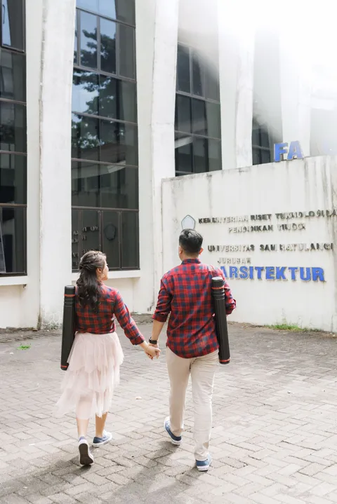 Foto sampul undangan Elisa & Rendy