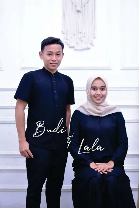 Foto sampul undangan Lala & Budi