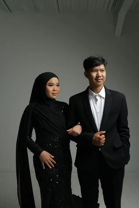 Foto sampul undangan Dila & Yatna