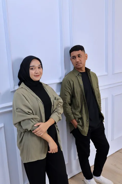 Foto sampul undangan Nini & Yadi