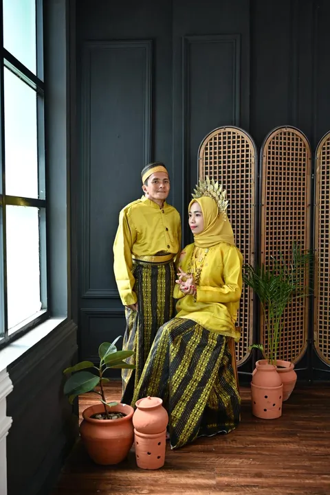 Foto sampul undangan Delly & Rauf