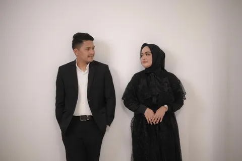 Foto sampul undangan Irra & Fadil