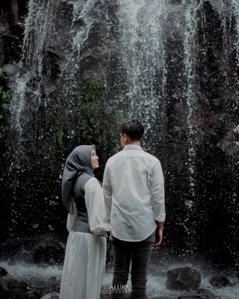 Foto sampul undangan Tiara & Fahmi