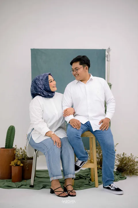 Foto sampul undangan Niko & Adhiya