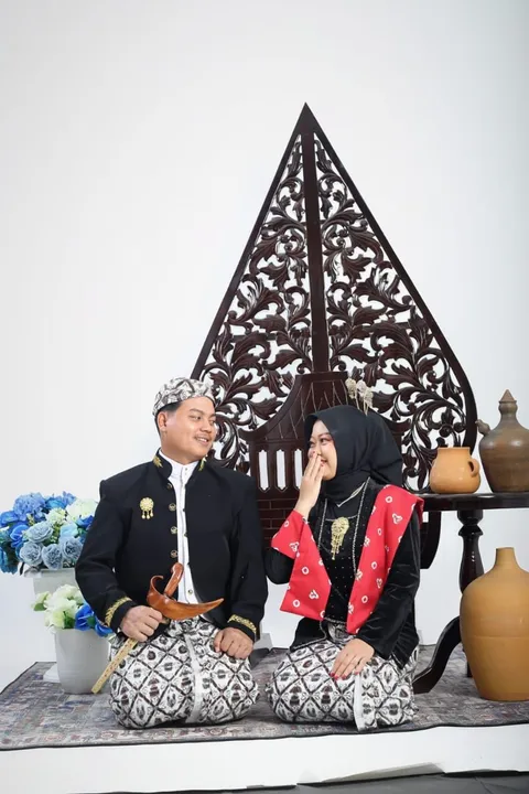 Foto sampul undangan Ahmad & Hasanah