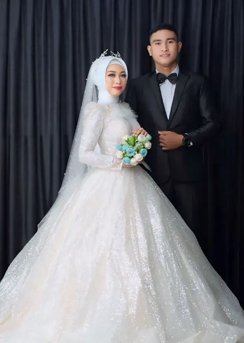Foto sampul undangan Fizry & Rizky