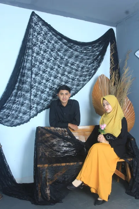 Foto sampul undangan Ghani & Intan