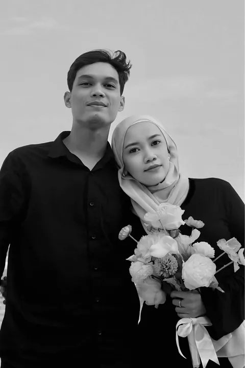 Foto sampul undangan Muhammad Mukhlis Prasetyo & Monica Feby Anti