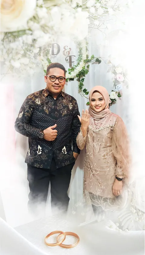 Foto sampul undangan Emal & Dina