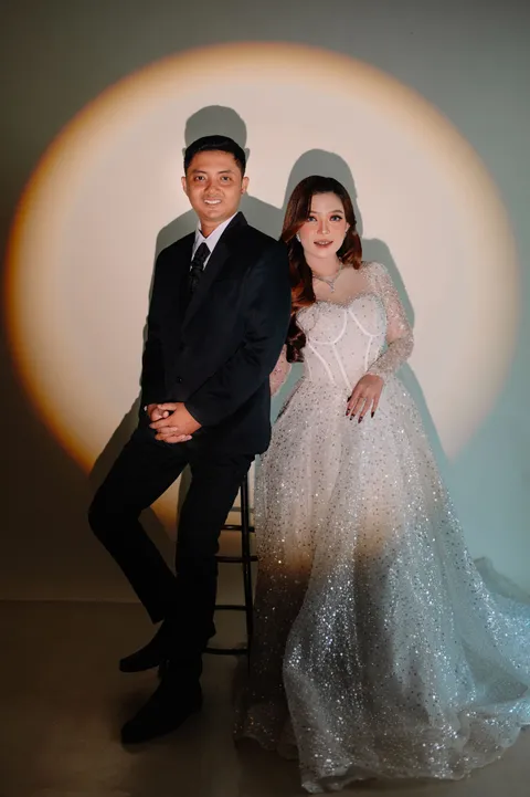 Foto sampul undangan Siska & Lana