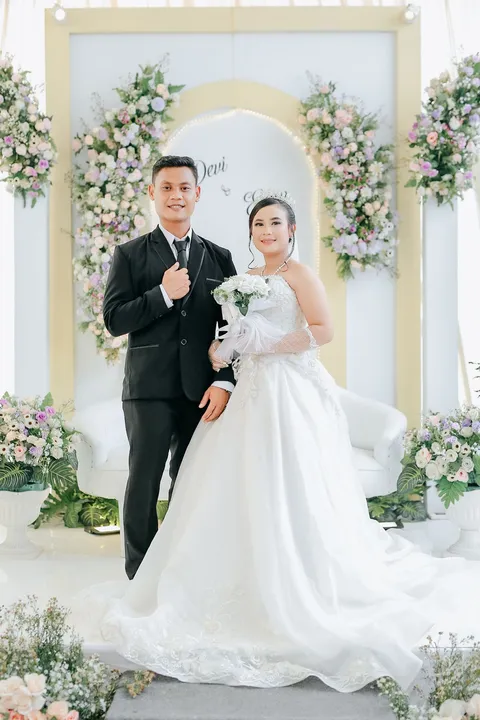 Foto sampul undangan Evan & Devi
