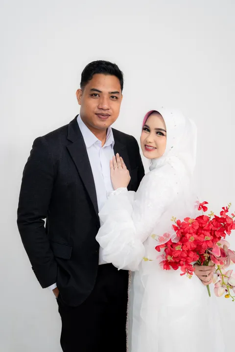 Foto sampul undangan Fachrul & Amel