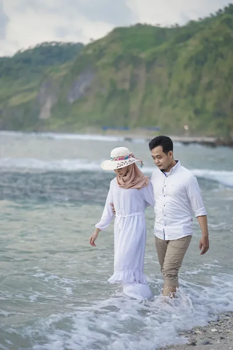 Foto sampul undangan Rio Trinanda & Riana Utami