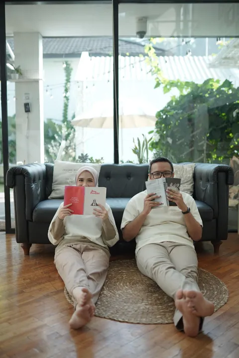 Foto sampul undangan Nabila & Rindo