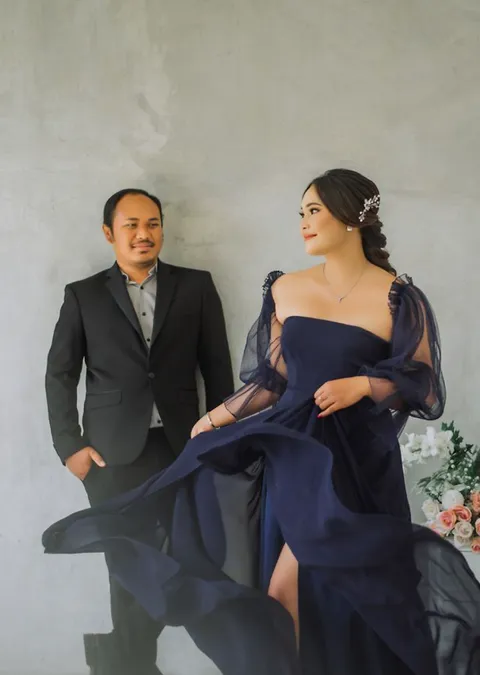 Foto sampul undangan Alya & Yogi