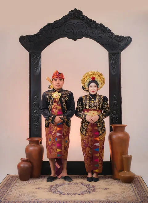 Foto sampul undangan Vivi & Gilang