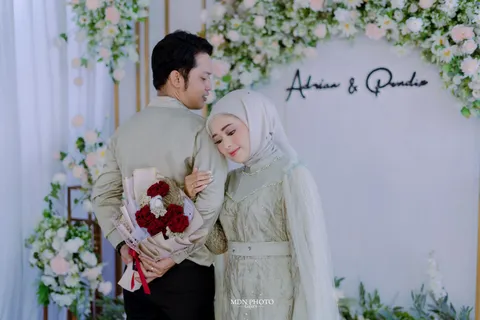 Foto sampul undangan Nisa & Reza
