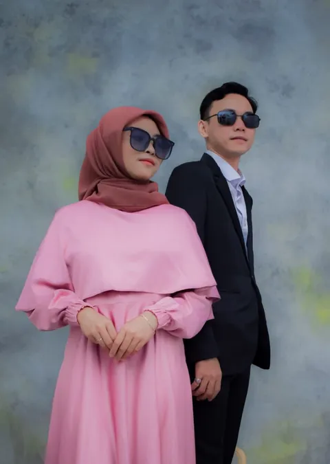 Foto sampul undangan Mia & Cahya