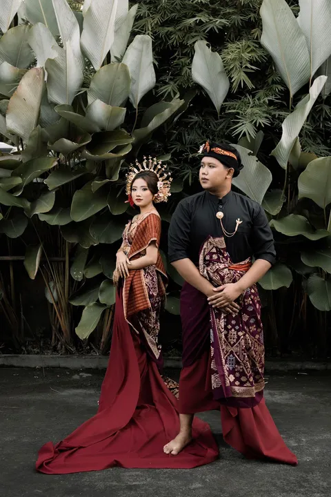 Foto sampul undangan Hory & Ayu