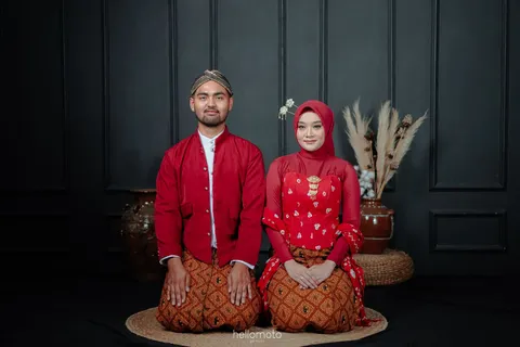 Foto sampul undangan Rk & Sb