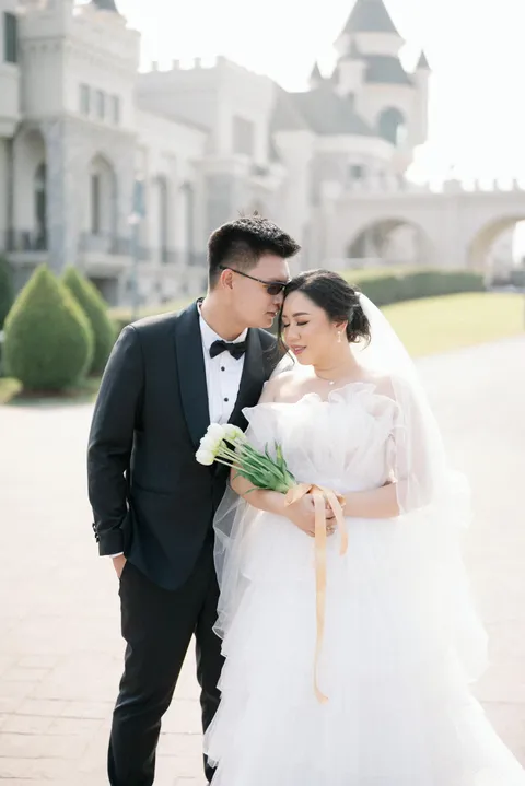 Foto sampul undangan Angelica & John