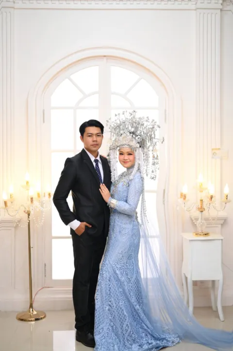 Foto sampul undangan Anes & Oki