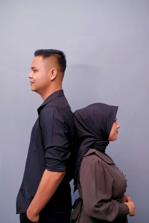 Foto sampul undangan Friyo & Mira
