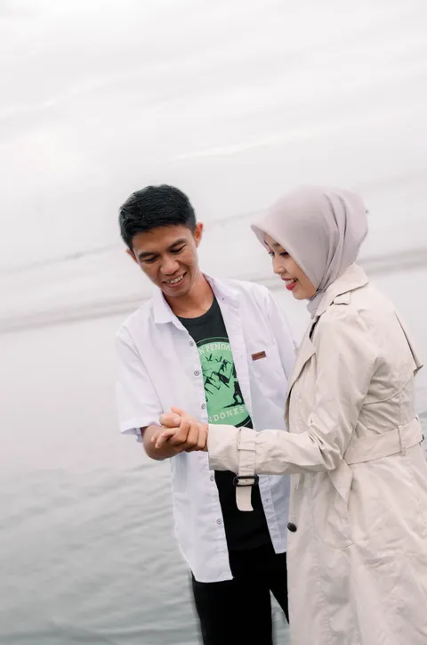 Foto sampul undangan Irfan & Tiwi