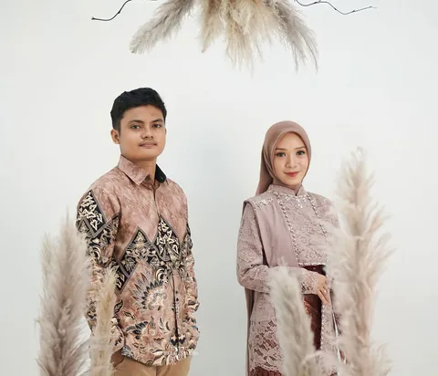 Foto sampul undangan Adit & Aida