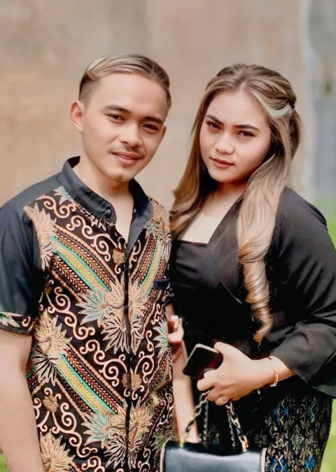 Foto sampul undangan Vika & Billy