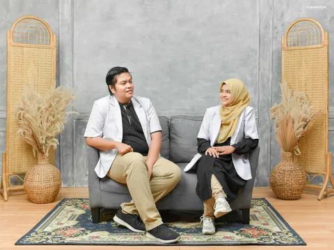 Foto sampul undangan Indri & Hasbi