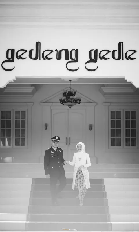 Foto sampul undangan Puguh & Dilla