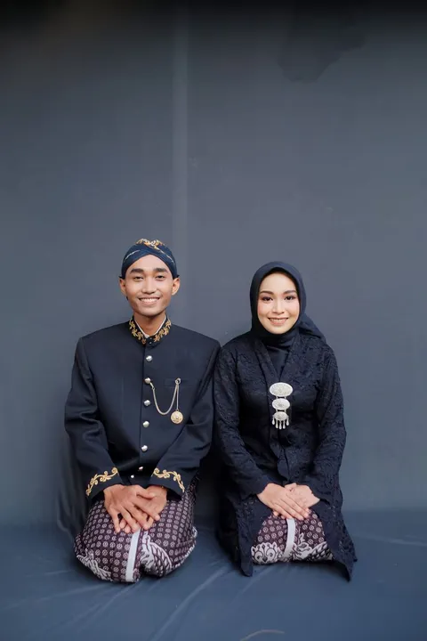 Foto sampul undangan Arya & Dwi