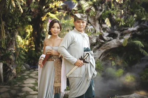 Foto sampul undangan Eli & Trisna