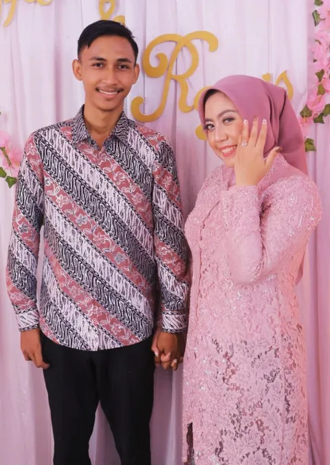 Foto sampul undangan Ragais Meladi Putra & Syifa Fauziah