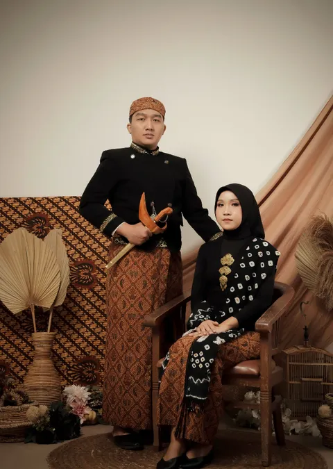 Foto sampul undangan Rey & Nina