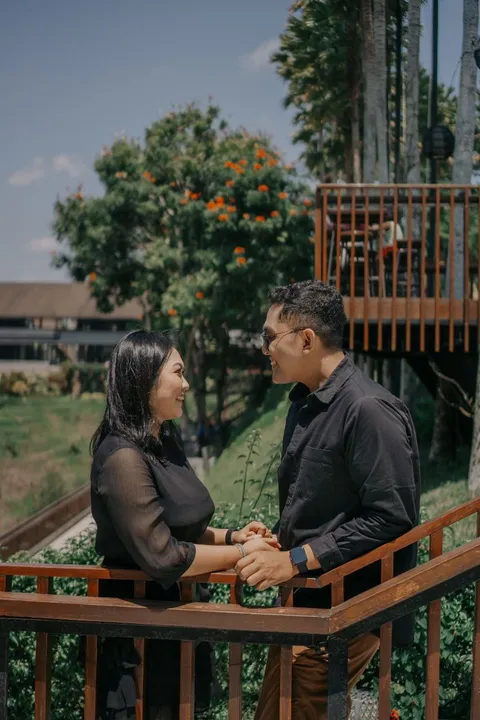 Foto sampul undangan Ni Made Juliana Dewi & I Wayan Eka Putra Prayoga