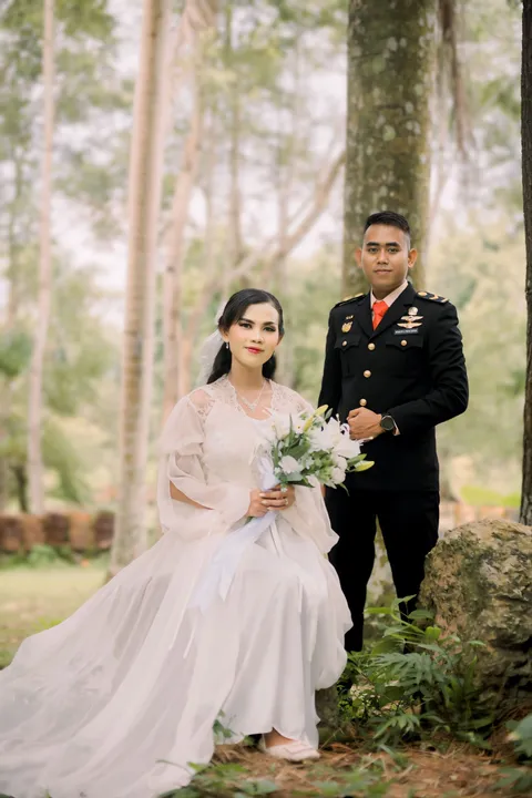 Foto sampul undangan Yeni & Wahyu
