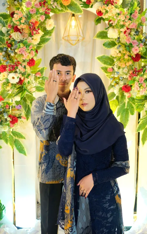 Foto sampul undangan Very & Khofifah