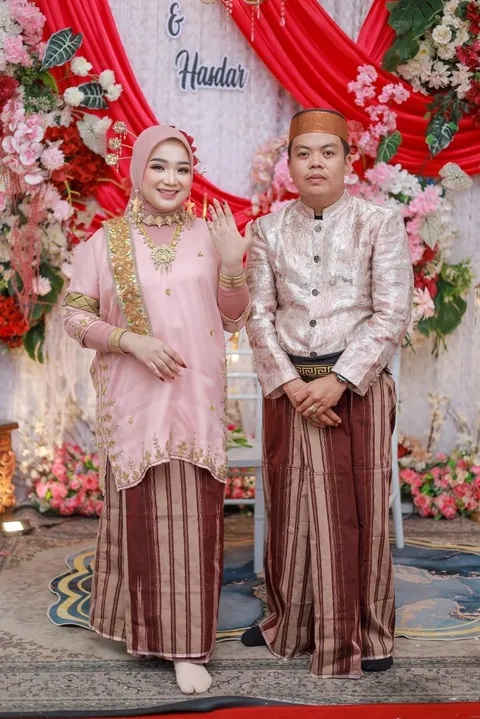 Foto sampul undangan Hasdar & Ani