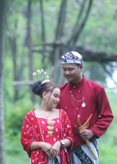 Foto sampul undangan Ali & Tri