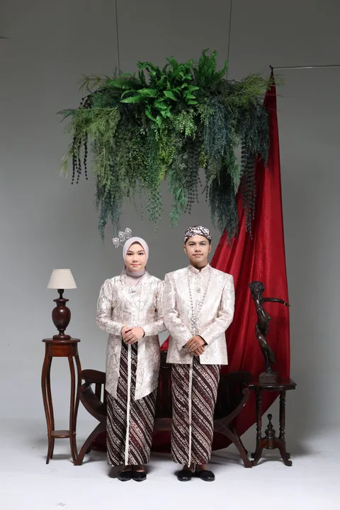 Foto sampul undangan Jule & Aries