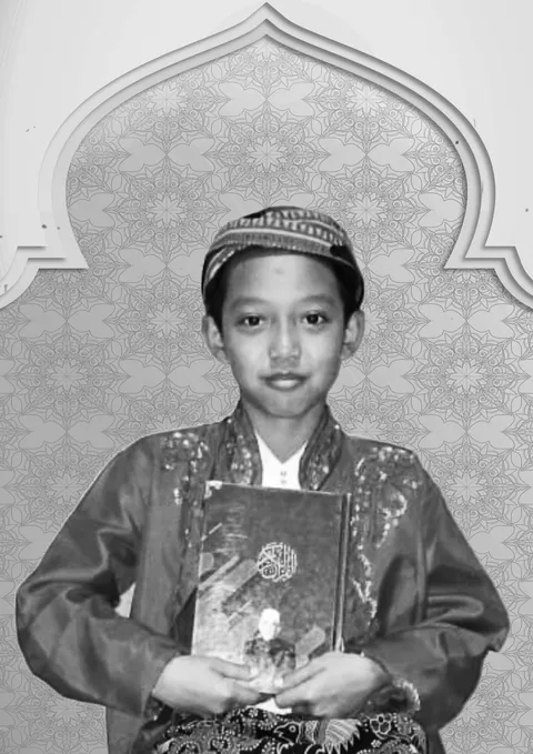 Foto sampul undangan Khitanan Haidar