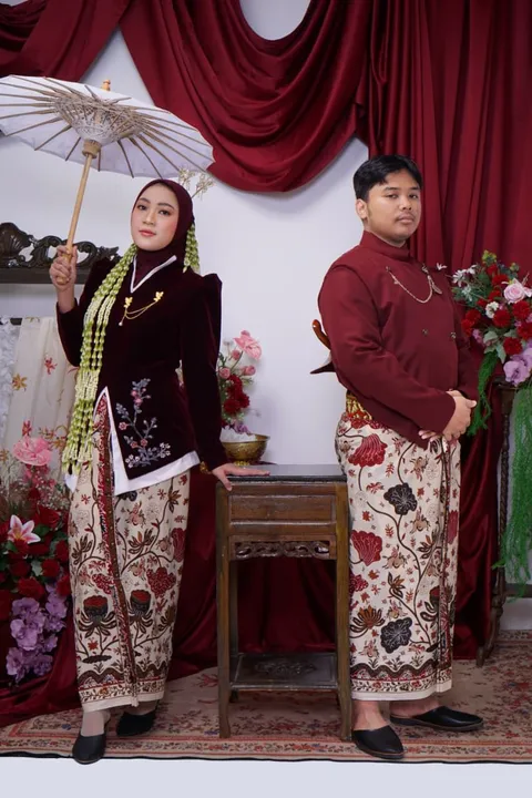 Foto sampul undangan Mila & Alfaidzi