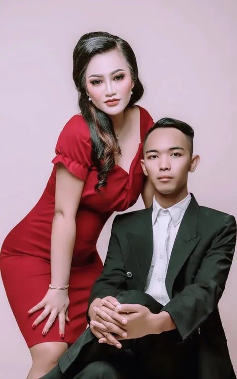 Foto sampul undangan Farida & Krisna