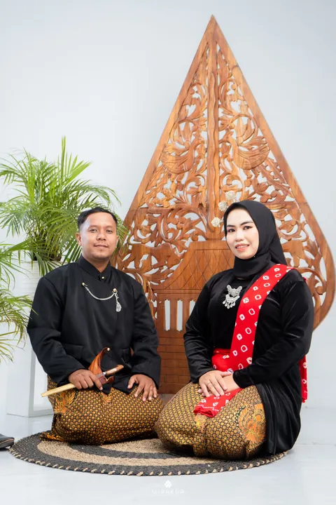 Foto sampul undangan Hendra & Fia