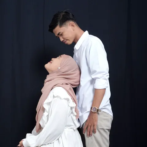 Foto sampul undangan Rizki & Fajar